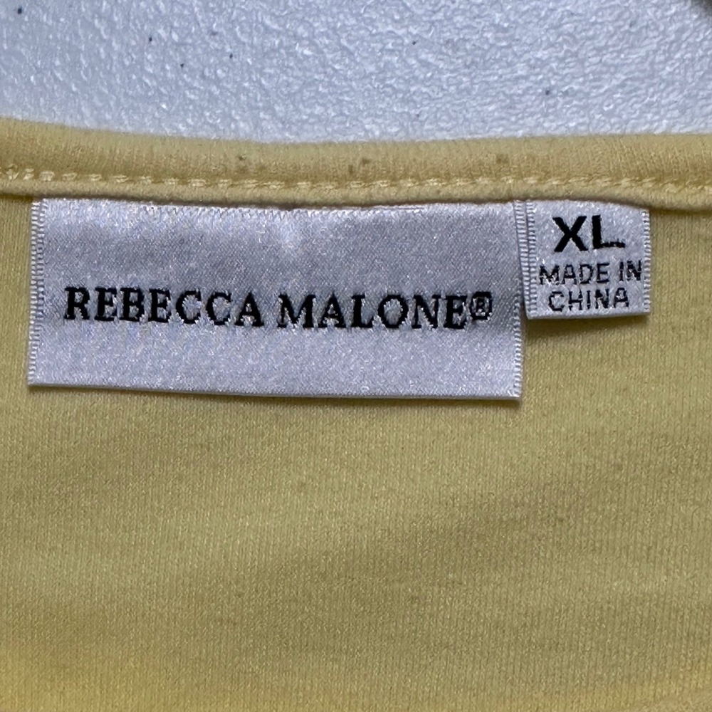 Rebecca Malone Embellished Rhinestone Scoop Neck Tee Pastel Yellow Casual Sz XL - Picture 3 of 6